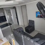 HERMOSO APARTAMENTO CON BALCON, 3 Alcobas, 2 baños